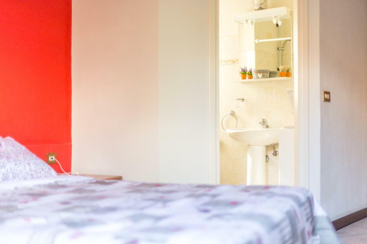 Ferienwohnung Il Cortiletto Stresa Exterior foto